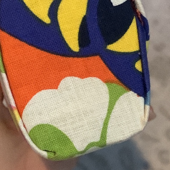 Vera Bradley Rio Eyeglass Hard Case Flip - Picture 6 of 7